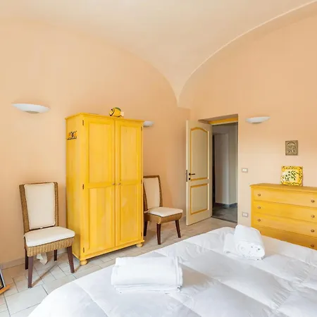 Apartment Le Residenze In Piazza Bosa