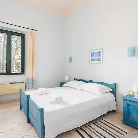 Apartment Le Residenze In Piazza Bosa