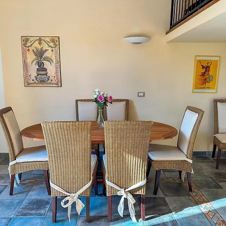 Le Residenze In Piazza Apartment Bosa